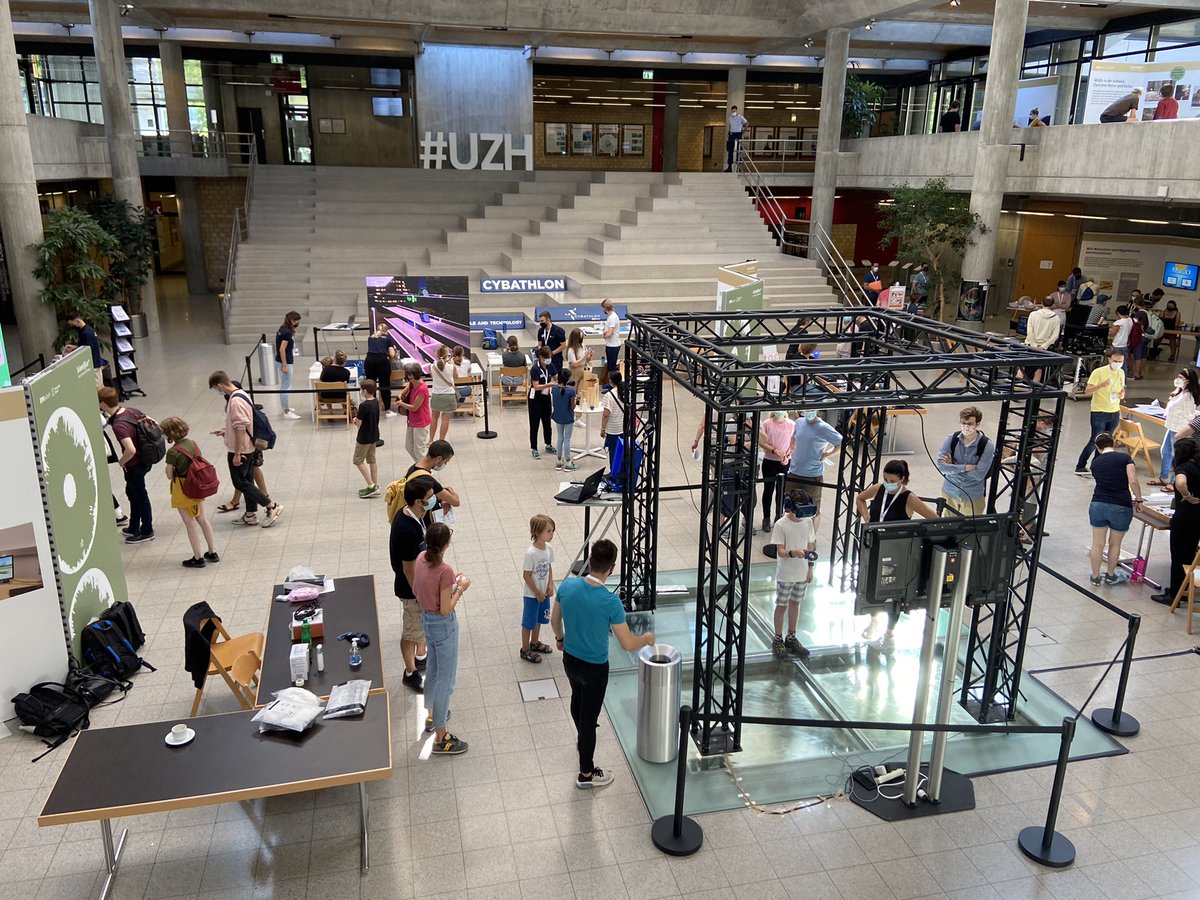 NccrKidneyCH's tweet photo. #Scientifica21 was a hit!
A huge thank you to @SLienkamp, @VKurtcuoglu and their teams for showing visitors how cool kidney research is!
#nephrology #kidney https://t.co/w3kjDjSq2k