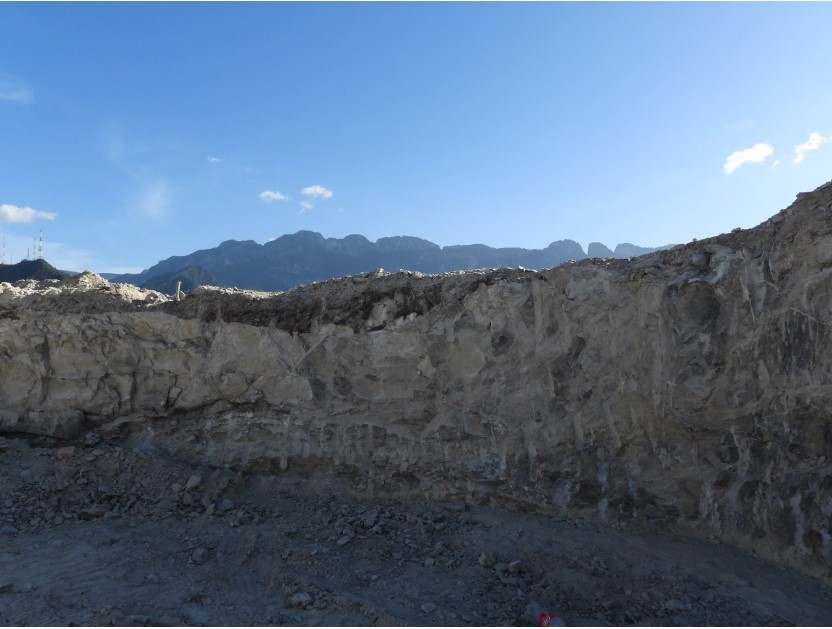 Rogelio Cabrera anunció suspensión temporal del memorial de la esperanza; pero no de la explanada de la virgen, donde causaron daños.

Que porque no hay lana y el covid...

Que suspenda para siempre, y regresen  terrenos a la comunidad, a una vocación ecológica y no religiosa.