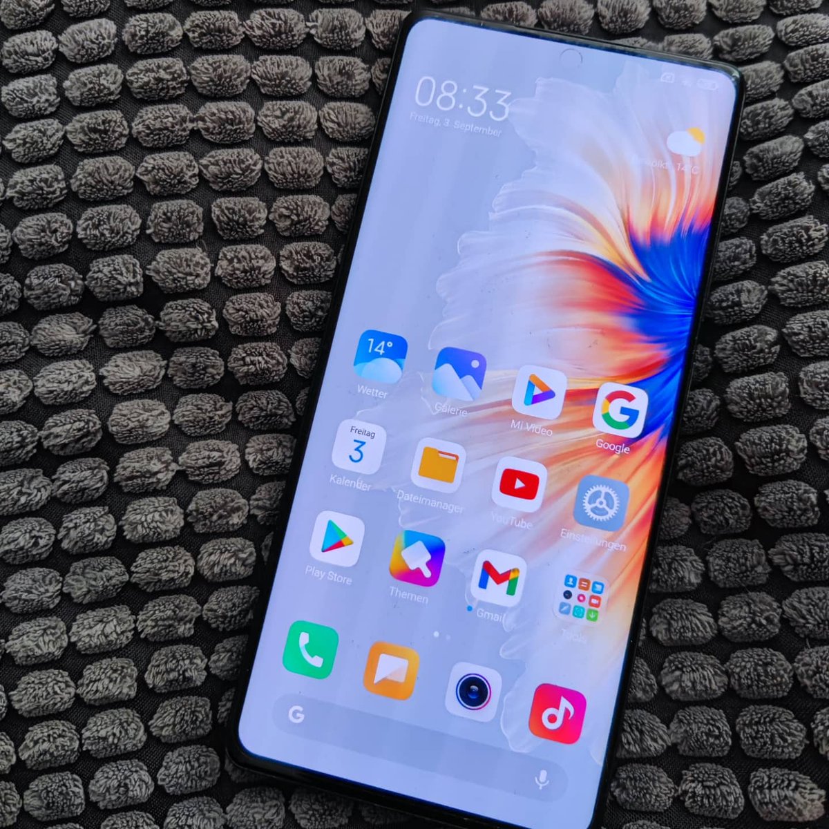 OnlyJoni2's tweet photo. 🥳Xiaomi Mix 4 🤓🥳 ich sag nur Mega Nice ein Fazit kommt nächste Woche 🤓 https://t.co/h1l9UhllOP 

#mimix4 #mix4 #underdisplaycamera #mi11ultra
#technews #tech #technology #gadgets #instatech #galaxynote21 #galaxys21fe #samsung 
#tech #techie #geek 
@XiaomiDE @XiaomiJapan https://t.co/p0ziReduV2