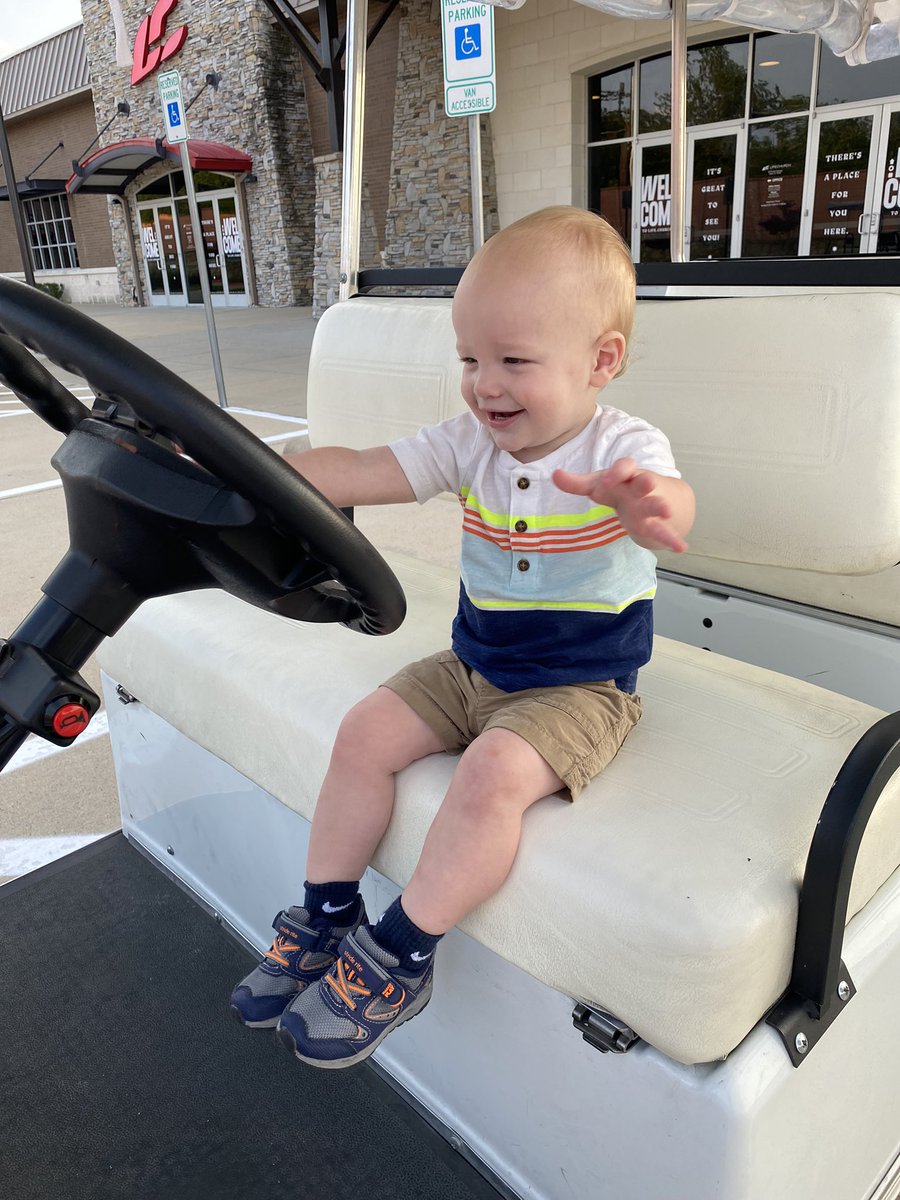 chelsealively's tweet photo. Who wants a ride to @lifechurchklr?
Parking team member, class of 2036 💙🤍 #lifechurch #hostteam https://t.co/oY7wWdyvRg