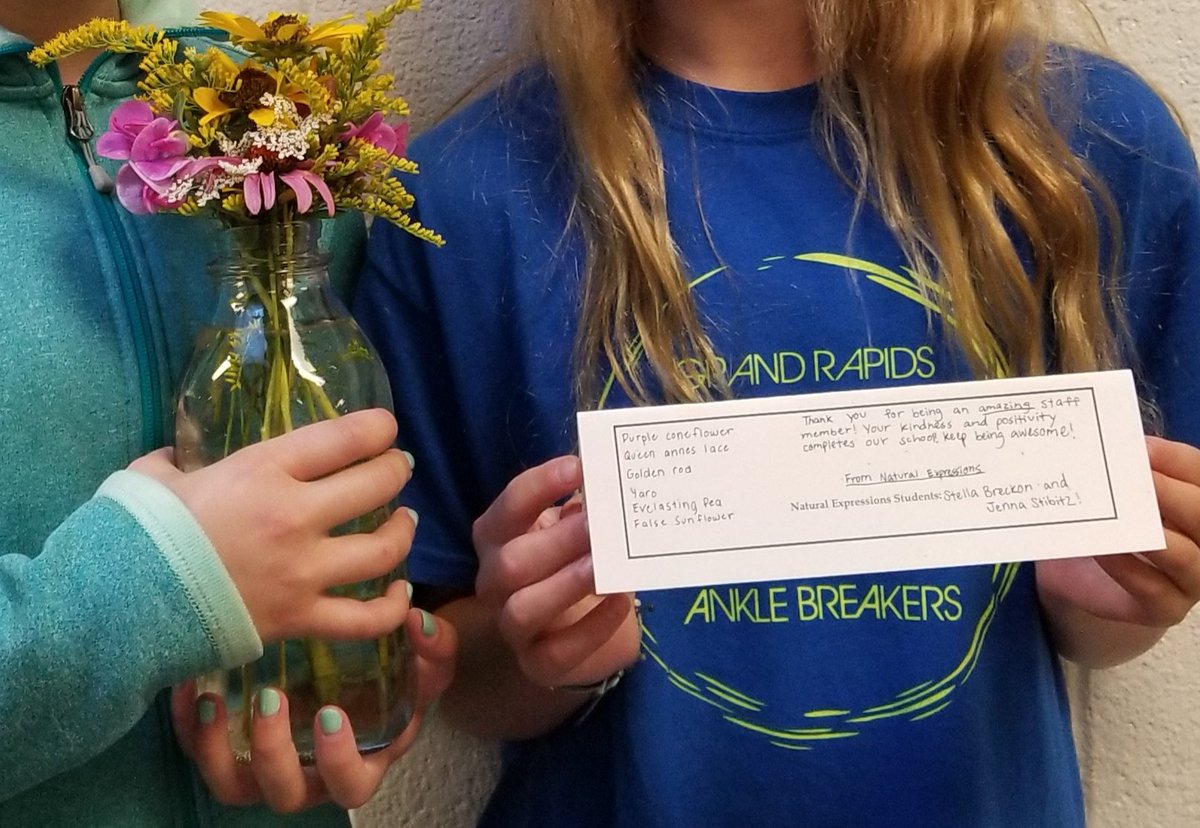 LeaSevigny's tweet photo. Caring for each other is important to us @CMS_FHPS. Natural Expressions students brightened the day of every staff member while identifying native and non-native plants of our place. https://t.co/3rZ6llMoR7