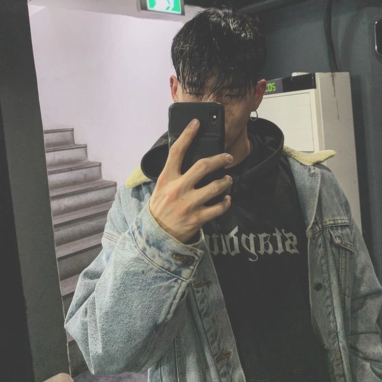 #BM #비엠 #KARD <a href="/KARD_Official/">KARD (카드)</a>
