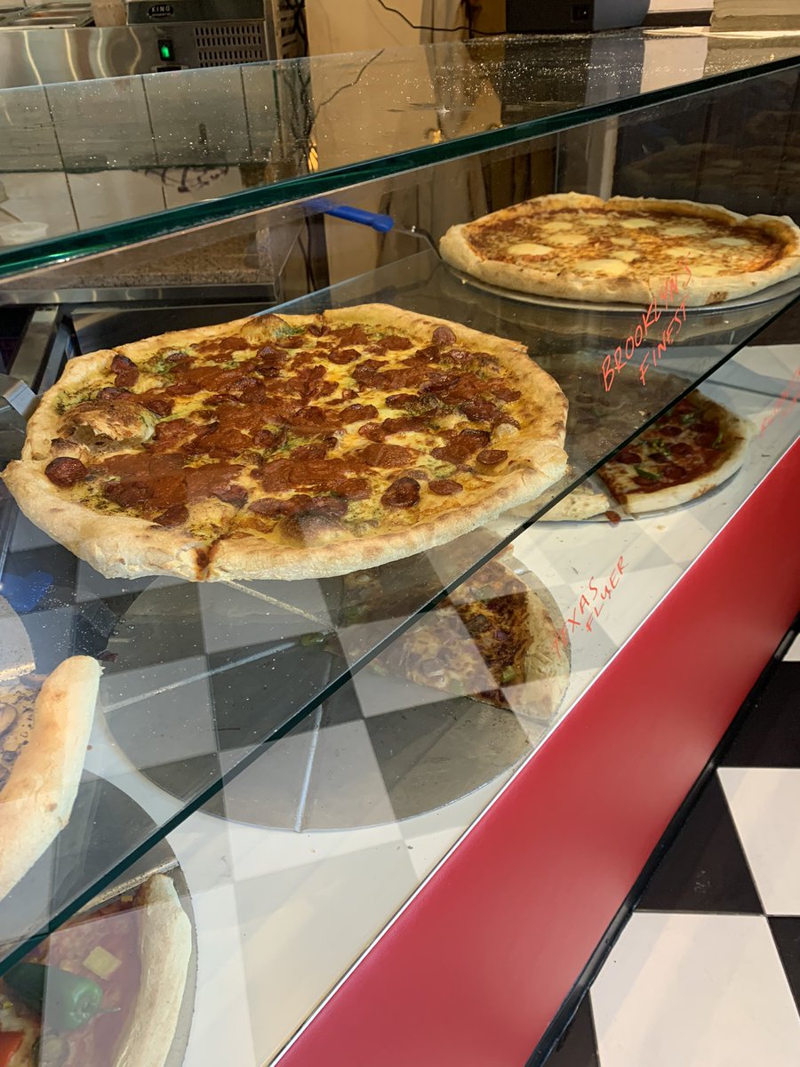 BestFoodInToon's tweet photo. 👀👀👀 https://t.co/2hbLOrl3hY