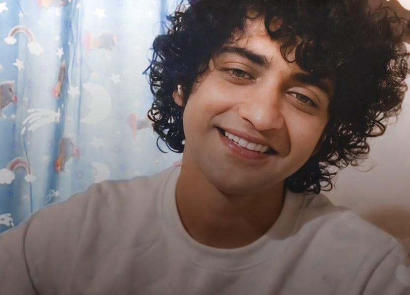 thankyousumedh's tweet photo. @Beatking_Sumedh Just the selfless love You share among everyone, it's something makes you different from another but most Special! Those innocence, Purity has its own story 🤍❤️
#57DaysLeft
#OurSunshinesBdayCountdown https://t.co/6cZWIUrZtc