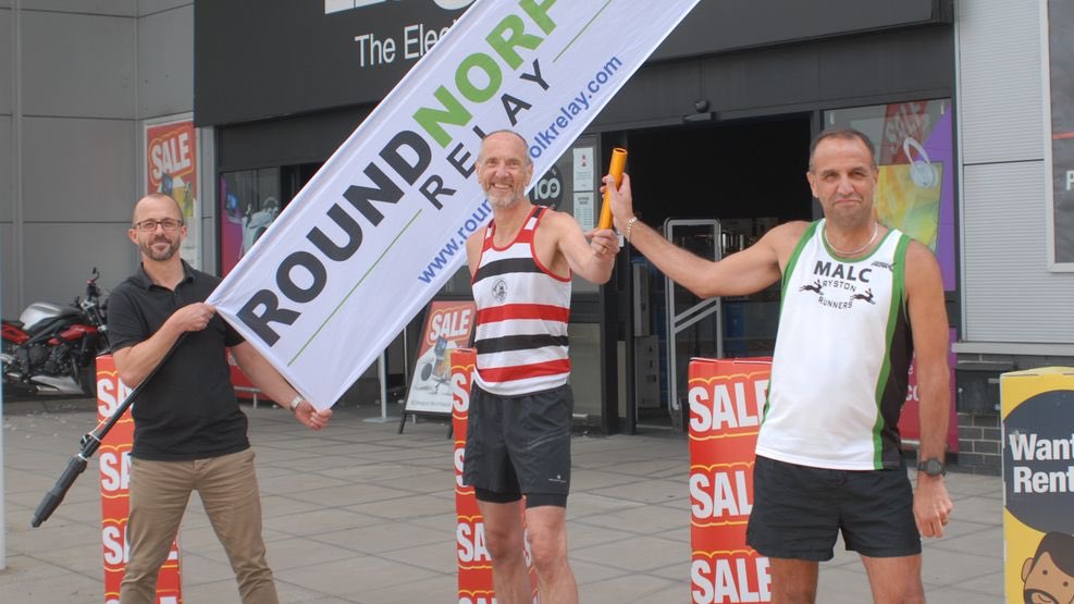 norfolk_relay's tweet photo. “Over the past 8 years I have either run in the event or supported others. The RNR has always been the highlight of my running year, as it is for many others who enjoy the unique camaraderie” Robert Hughes @HughesDirect https://t.co/dgqWYBrZpg https://t.co/YeBFwcxLCb