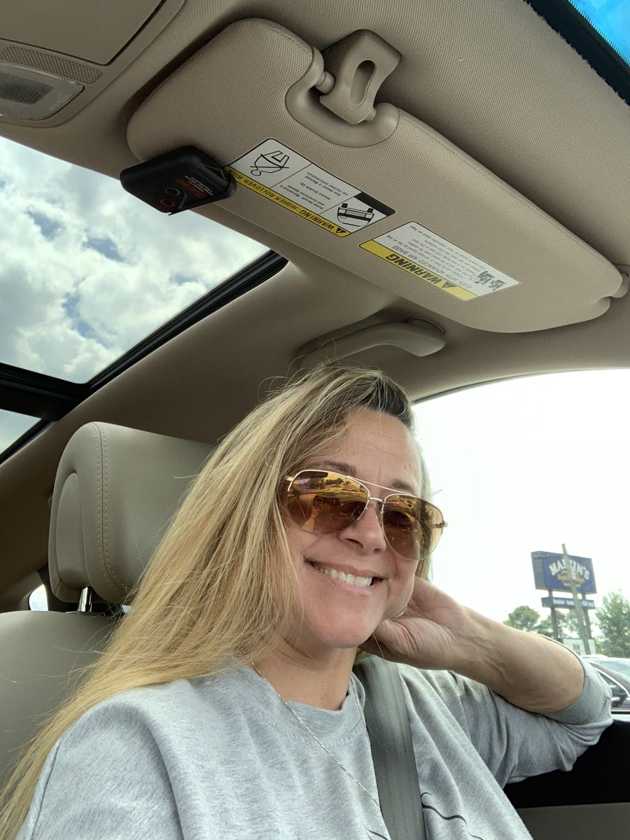 CRCollections's tweet photo. Closed a #home for my client and now out #shopping to #stage his home before he moves in….
#elevatedhomestagingdesigns
@elevatedinteriorsatlanta Home Staging &amp; Designs
@cindyrodeo 
#cindyrodeoSteedle
#cindyrodeo https://t.co/df3uufeoGD