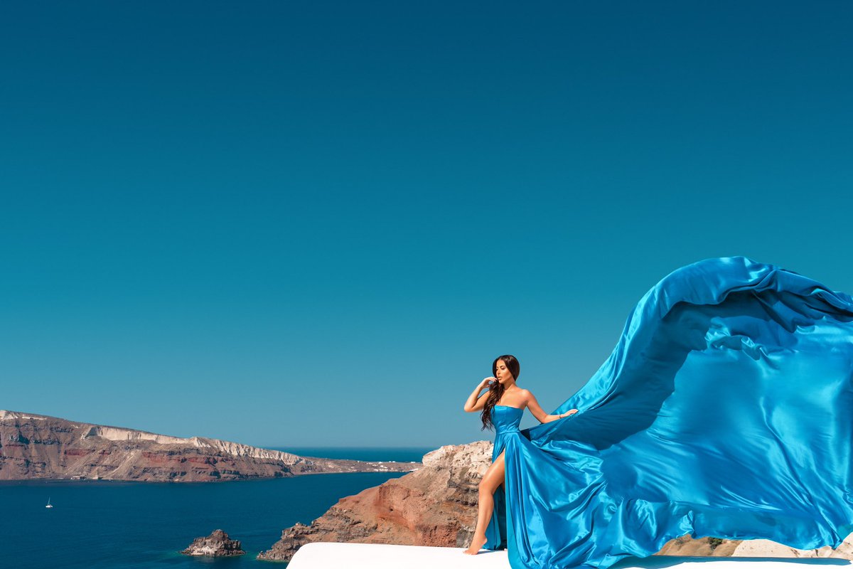 amrezy's tweet photo. Greece has my heart 💙 https://t.co/VG4tPlEtt6