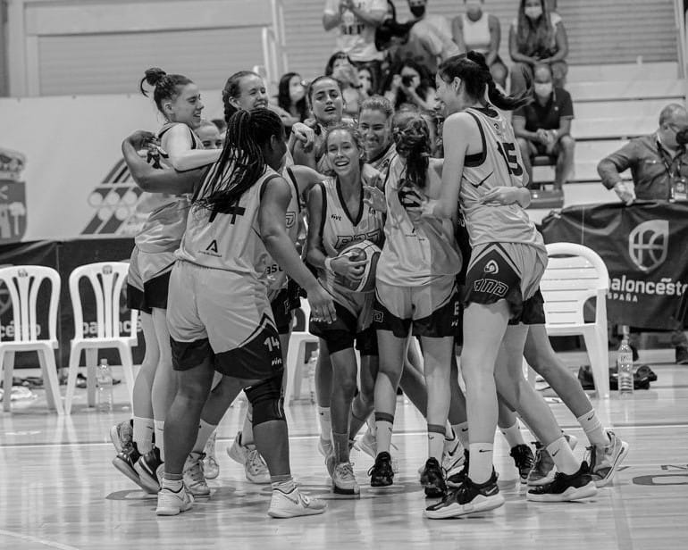 Claudia Jiménez Romero tweet media