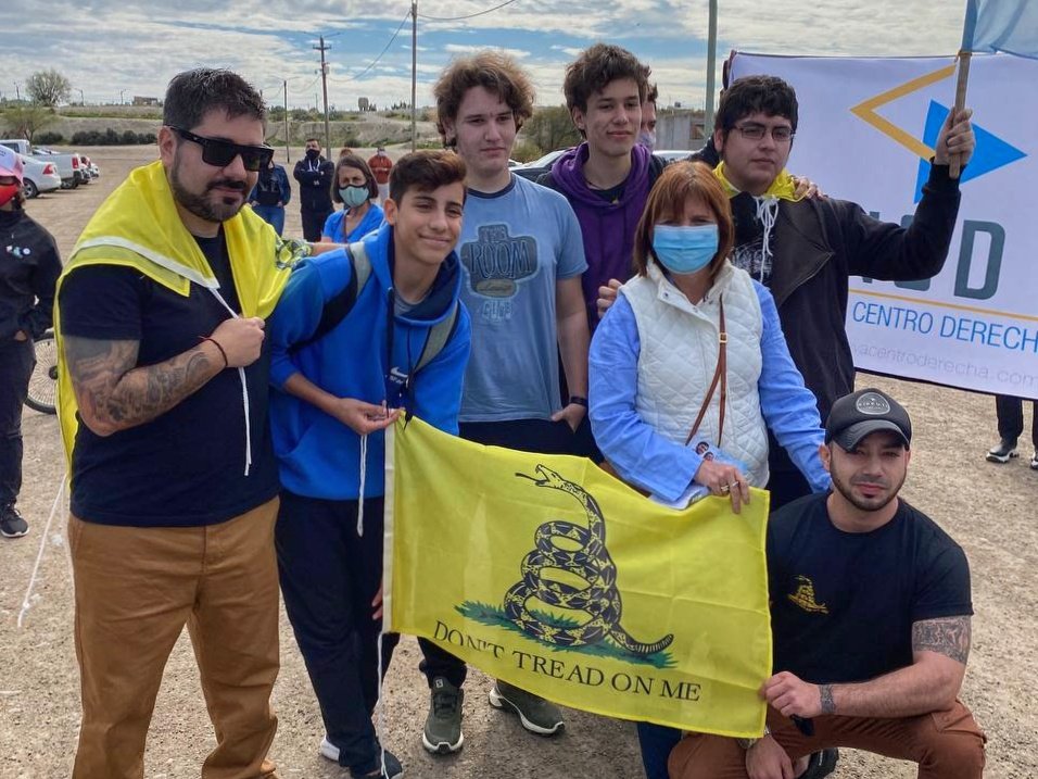 PatoBullrich's tweet photo. Estamos frente a una realidad que se ve en toda su dimensión.  @NachoTorresCH es precandidato a senador nacional y con él vamos a trabajar para recuperar el progreso que supo tener Chubut. ¡Ese progreso lo vamos a alcanzar con la fuerza que representa al sueño argentino! https://t.co/Qqwbhc6crL