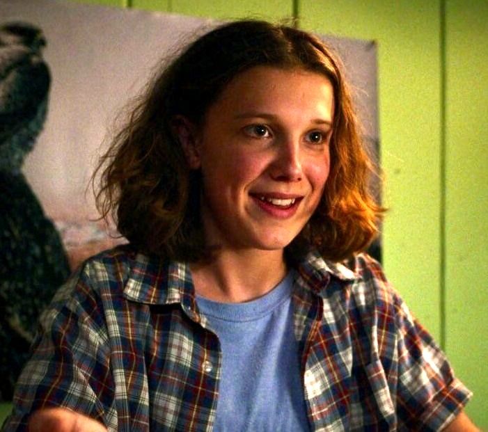 Stranger Things 4 on Twitter "Eleven & Mike having a Roller Skate Date