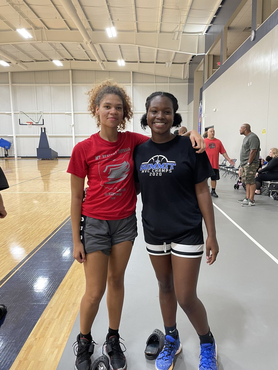 g_baller05's tweet photo. Got some good work in today at open run! Thank you @GCGBR1 for having me🏀🔥 https://t.co/HyzjyOXJsv