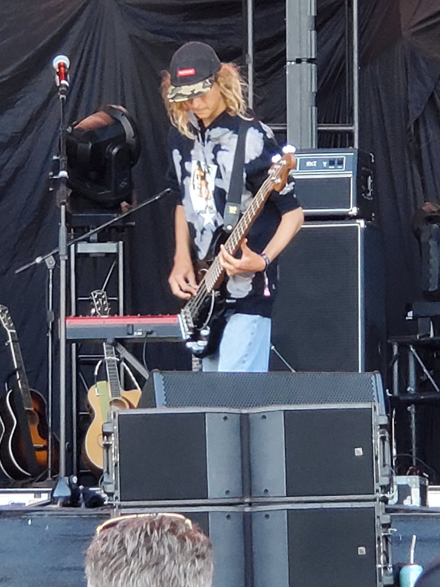 mvassallo3417's tweet photo. The best kept secret @BottleRockNapa . Look forward to seeing these kids ever year. Need to see them climbing the days acts. Gonna be headliners one day.
#BottleRock
#thealive https://t.co/Tz7oBAT8PM