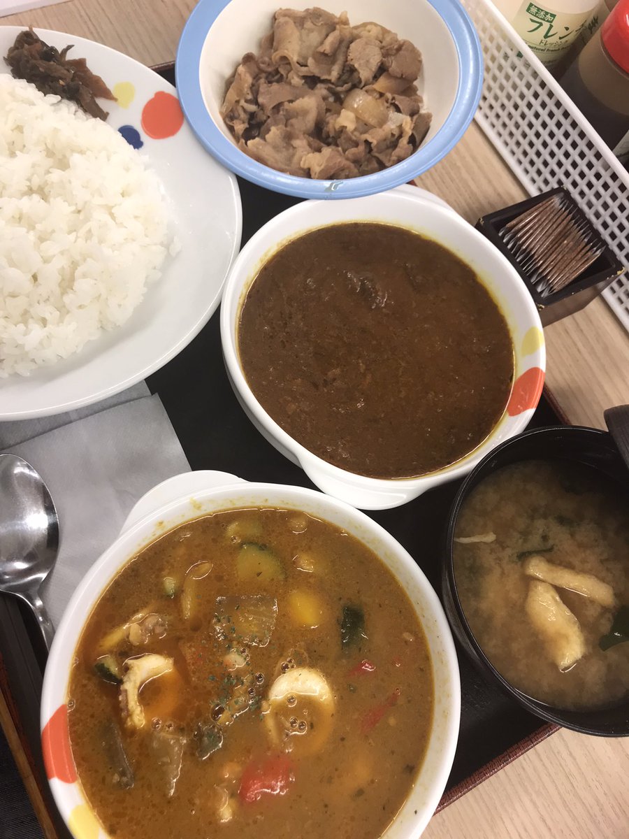 城を攻略するが如く一皿一皿を確実に喰らって孟徳に吉報を届ける！