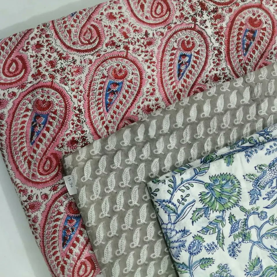 Sanganeri block printed fabric 
Jaipur block printed fabric 
Cotton 100 % Cotton 
#fabric #duppata #block 
#sunufabric #blockprintdupatta 
#Rajasthan #Thailand 
WhatsApp and call 
91 6378665195