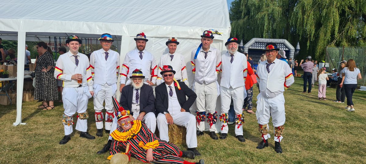 Traditional Bampton Morris Dancers tweet media