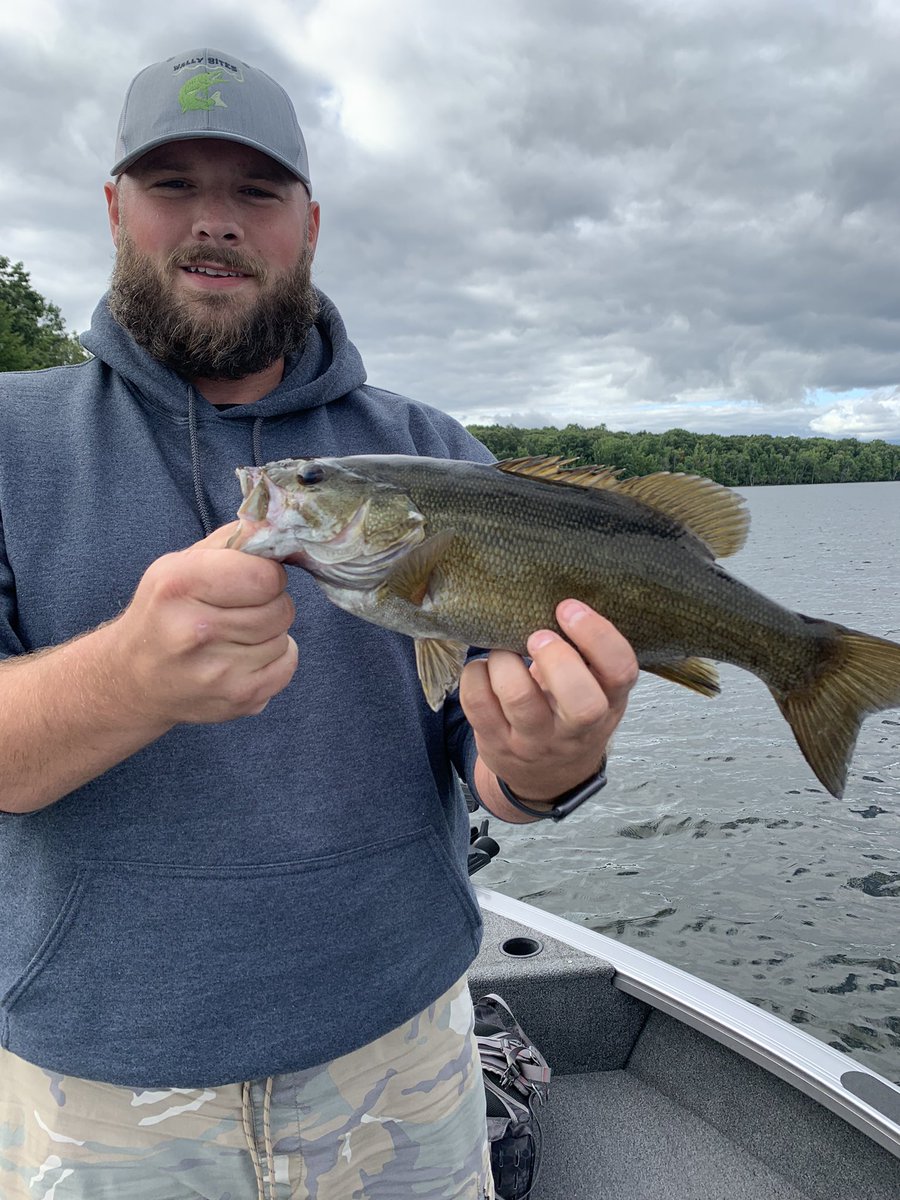 WallyBites's tweet image. Slammer off the rocks, using a little bait action this day.  #smallmouthbass  #pafish #fishpa #smallmouth #bassfishing