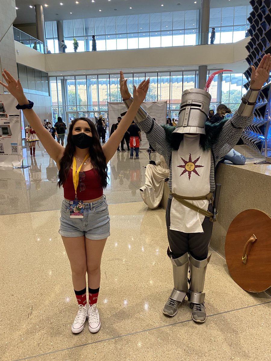 QueenKittiee's tweet photo. Day two of being weird and having fun @SanJapan. Solaire praised the sun with me. And I got a thicc waifu sticker from @SpicyPandaTX and saw a wild 18+ show with @sincerelyclary https://t.co/CGX97L5Psi