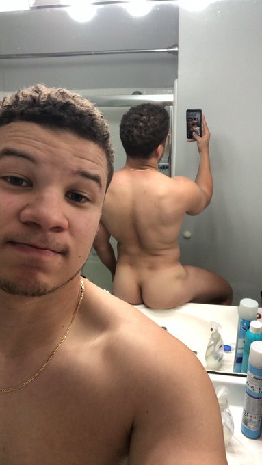 Watch Jarred Z's leaked NSFW photo on TwXstars