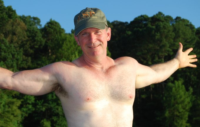1 pic. Boating Adventures by Jim and Gary VIEW ALL THE SWINGER RESORT ACTION at https://t.co/oAwhABJ0gw