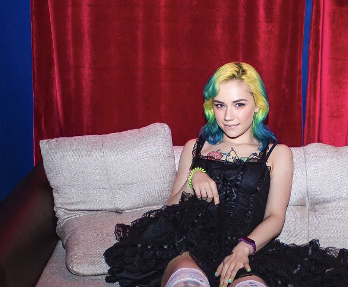 Press this link to #upskirt me: https://t.co/ocIBv2LE6U https://t.co/MRmdNs6voD<a href="/tag/upskirt"class="tags">#upskirt</a>