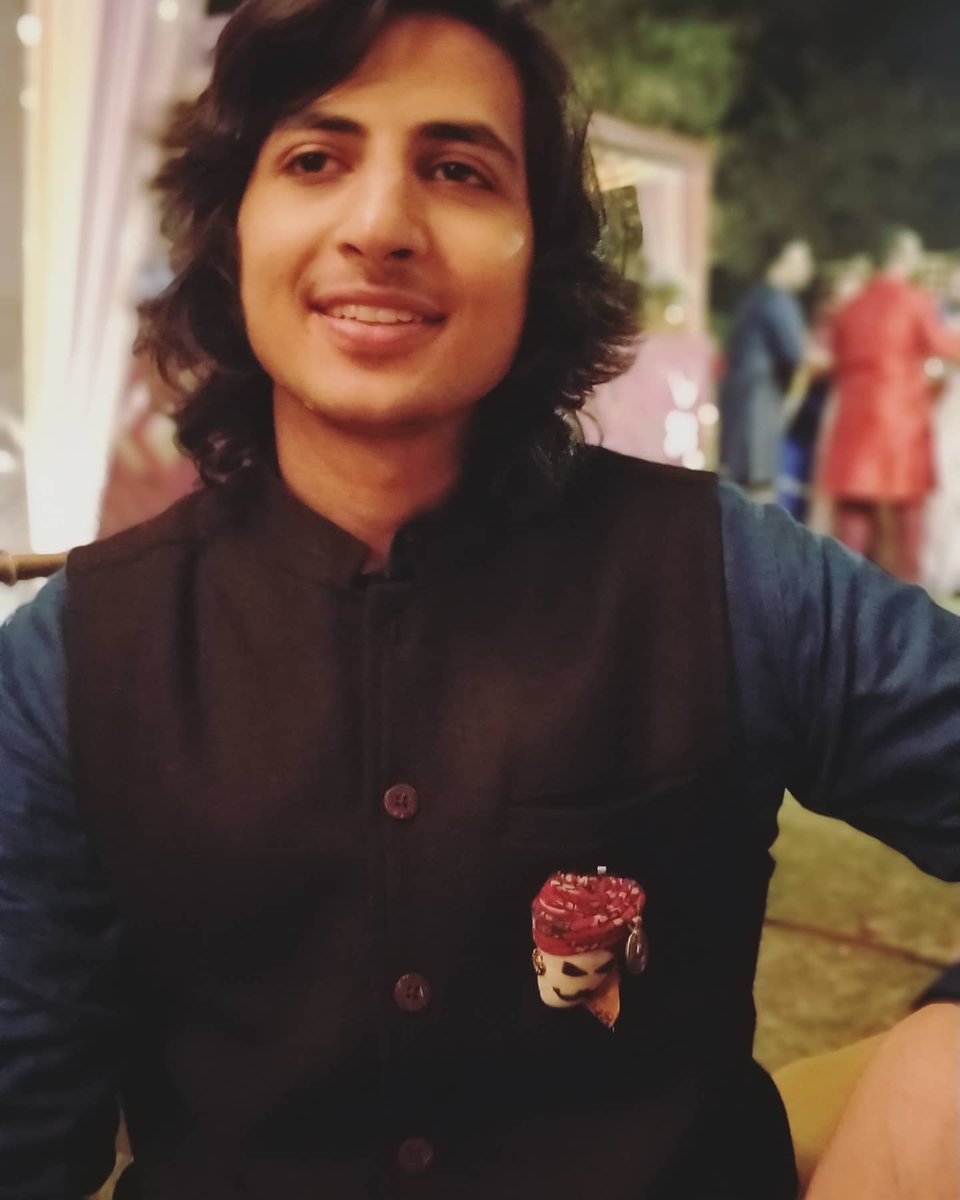 Who says men cannot adorn brooches !!
This one you can !! and more available at zcu.io/H7YF 

#brooches #diti #stylestatement #mensaccessories #lapelpins #2323designs #desertcrafts #handembridery #handcrafted