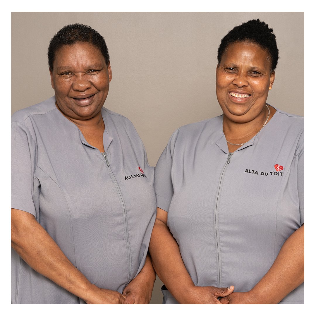 LCDesign10's tweet photo. // Profile Photography // 📸
A few results from our profile shoot at @Altasorg last week!
We loved capturing their team spirit!
#lcdesign #lcdesignsa #teamlcdesign #profileshoot #altadutoitcentre #altadutoitteam #graphicdesign #graphicdesigner
✉️ info@lcdesign.co.za https://t.co/0FxQ1sLQEp