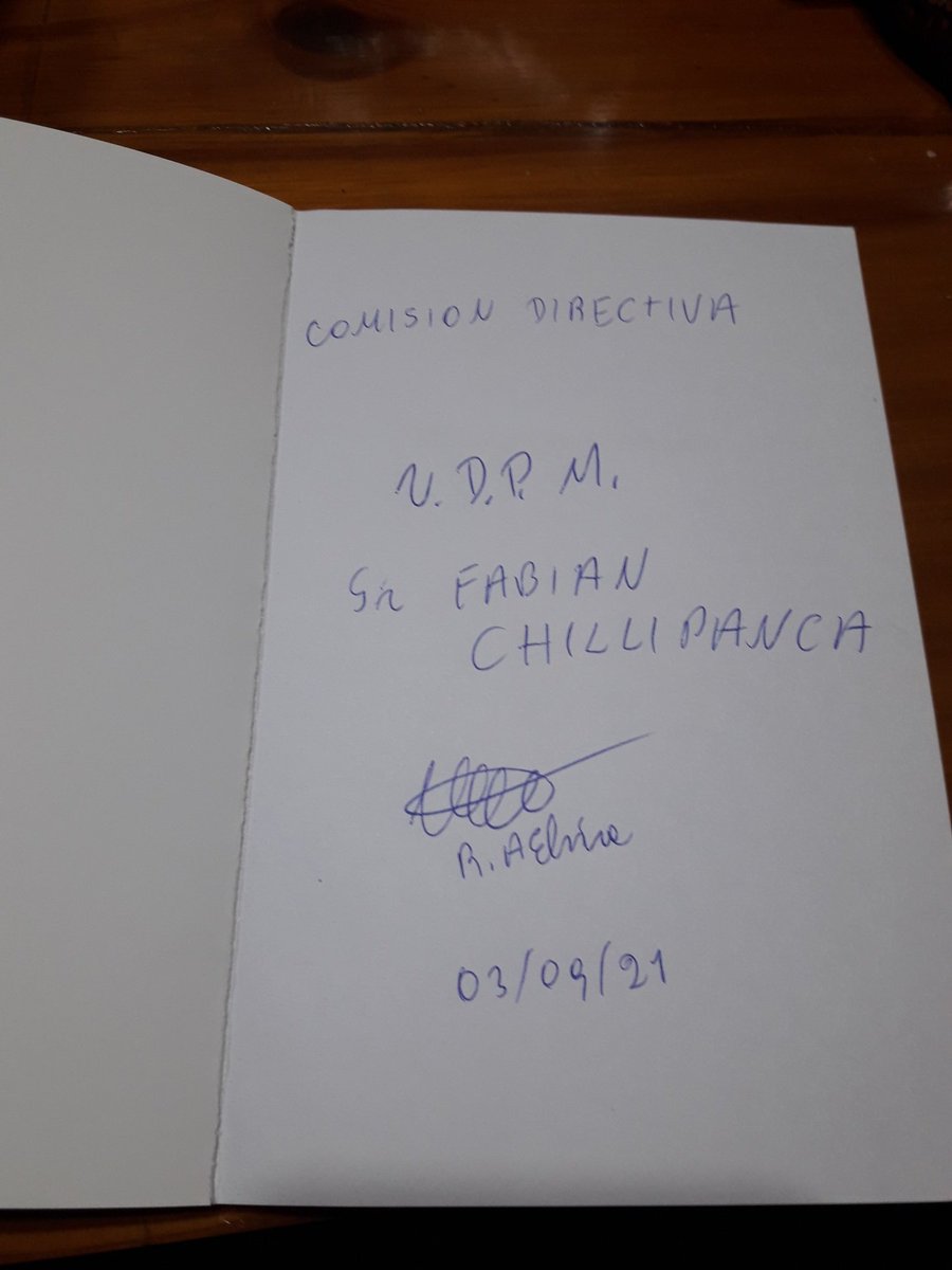 fabianchilipank's tweet photo. Entre tantas luchas; mimos que alegran el alma.
Gracias Elvira por la dedicatoria...hermoso material producido por una docente de nivel inicial. 
@grillo141 @BurtnikClaudia @BoveroEdith @CristinaFretes4 @Marcos42866602 @udpm_misiones @udpm_info @Luis55126091 https://t.co/tSAa7tIp3z
