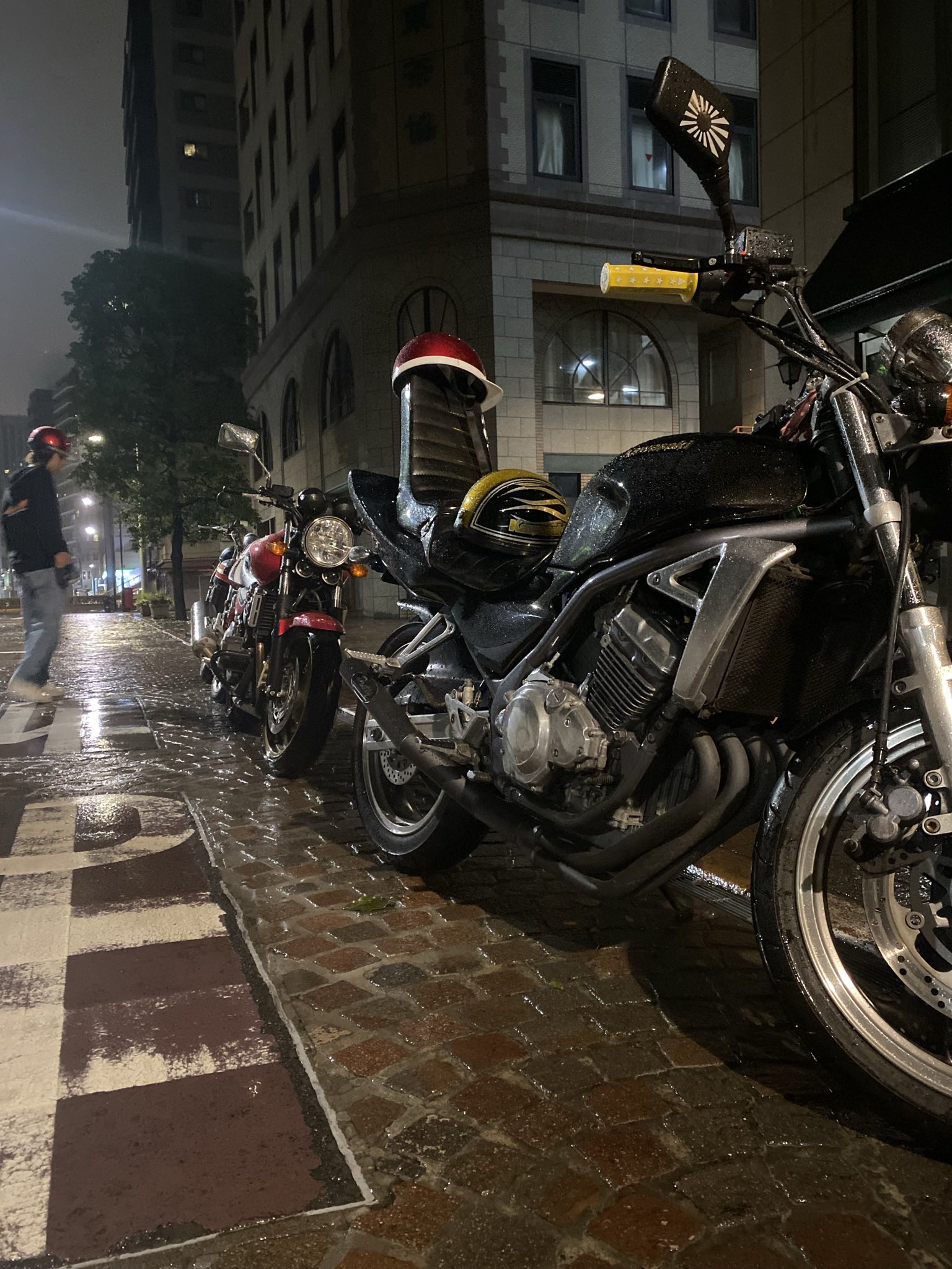 かれんページ かれん (@karenshaghili) / X