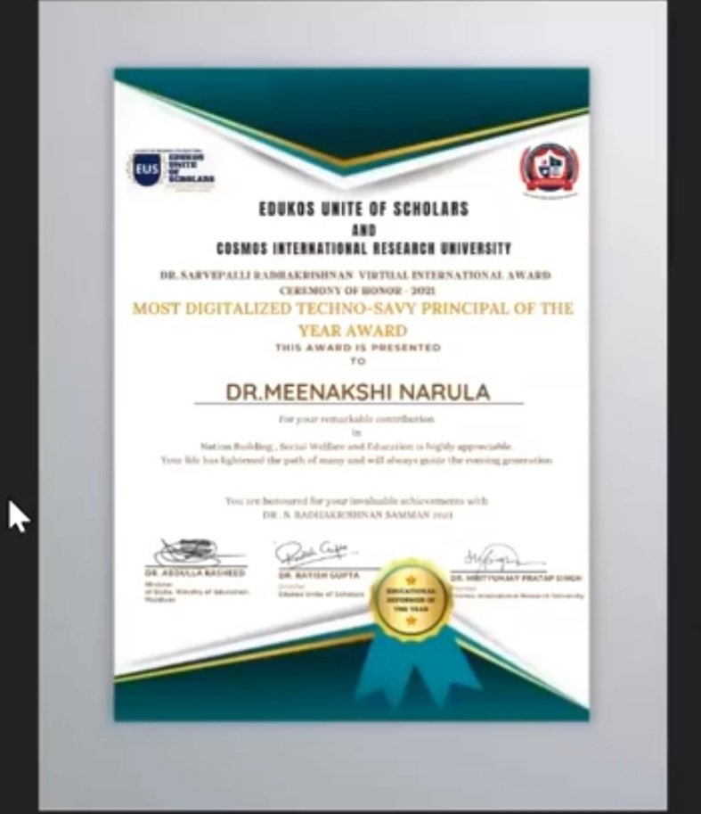 NarulaEducation's tweet photo. Delighted to be recognized as Most Digitized and Techno-savvy Principal of the year! I love technology!
#GoogleCertifiedEducator 
#MicrosoftInnovatorEducator
#MIEExpert 
#MicrosoftMasterTrainer 
#CertifiedBookCreator
#motecertifiededucator 
#digitalteacher
#Adobecertifiededucator https://t.co/KWXNhxeCSF