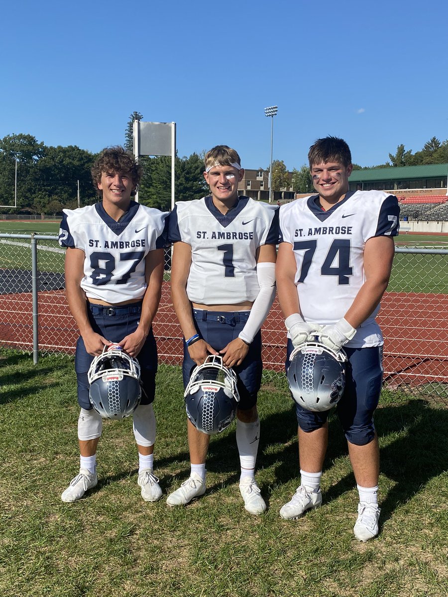 jody_luttrell's tweet photo. Love seeing these boys back on the field doing what they love. You make us proud. 🏈💙🤍💙🤍@Johnnyluttrell3 @BenGIlbert7 @wadejostes1 https://t.co/N9TRYz8VGl