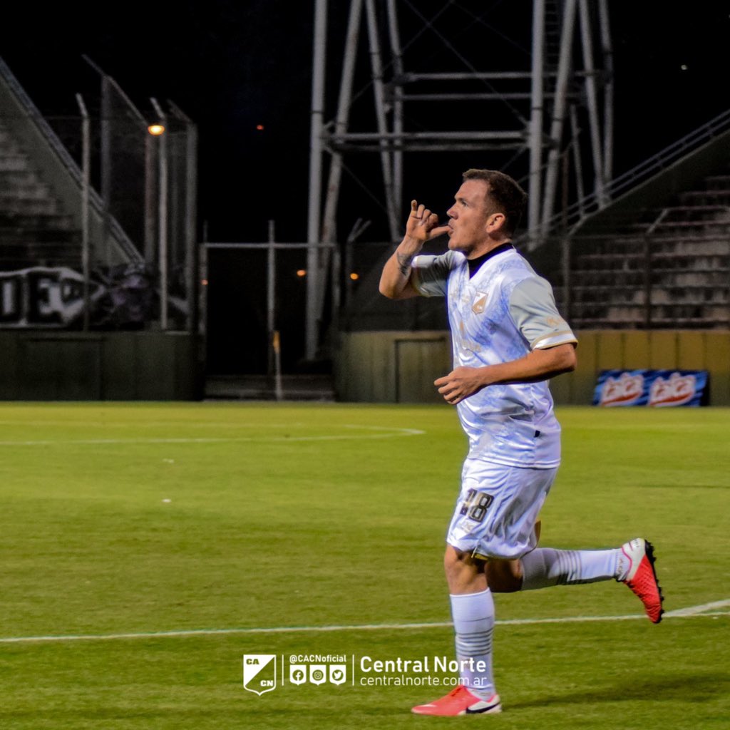 E-kXQqkXIAQF4eq?format=jpg&name=medium