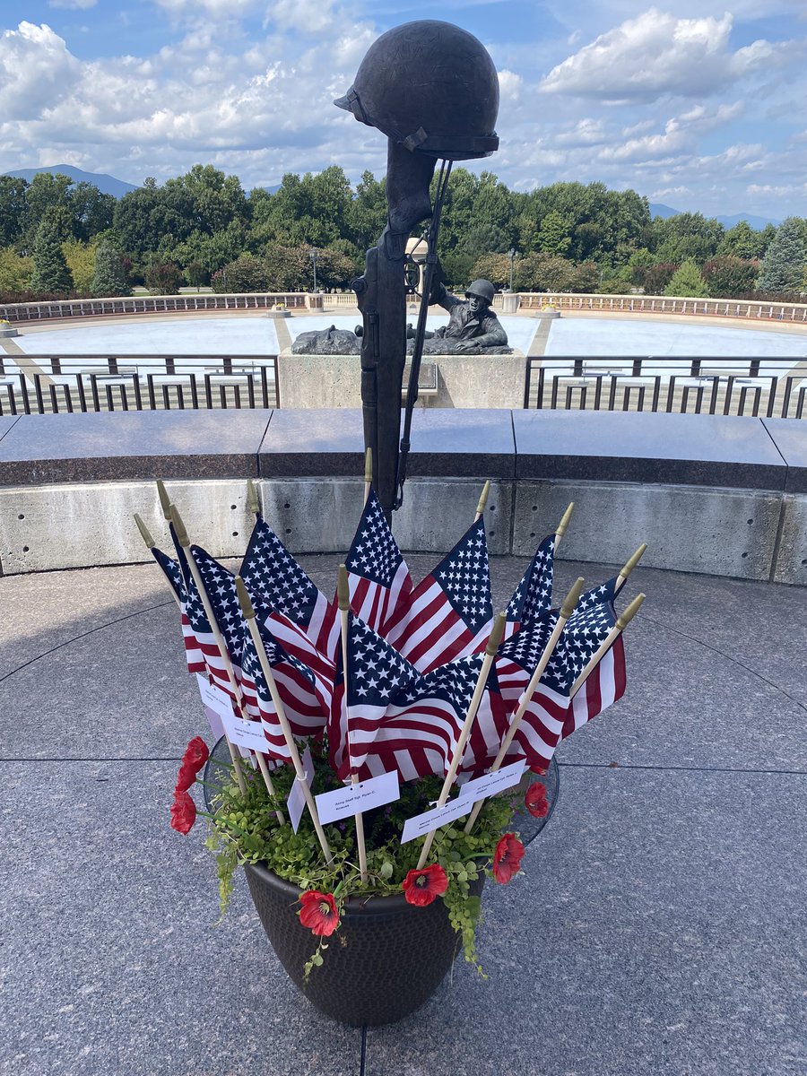 Stopped by the National D-Day Museum in Bedford, VA this weekend. Impressive to say the least. Got pretty emotional when we saw 13 flags with the recent AFG Heroes names on them ❤️