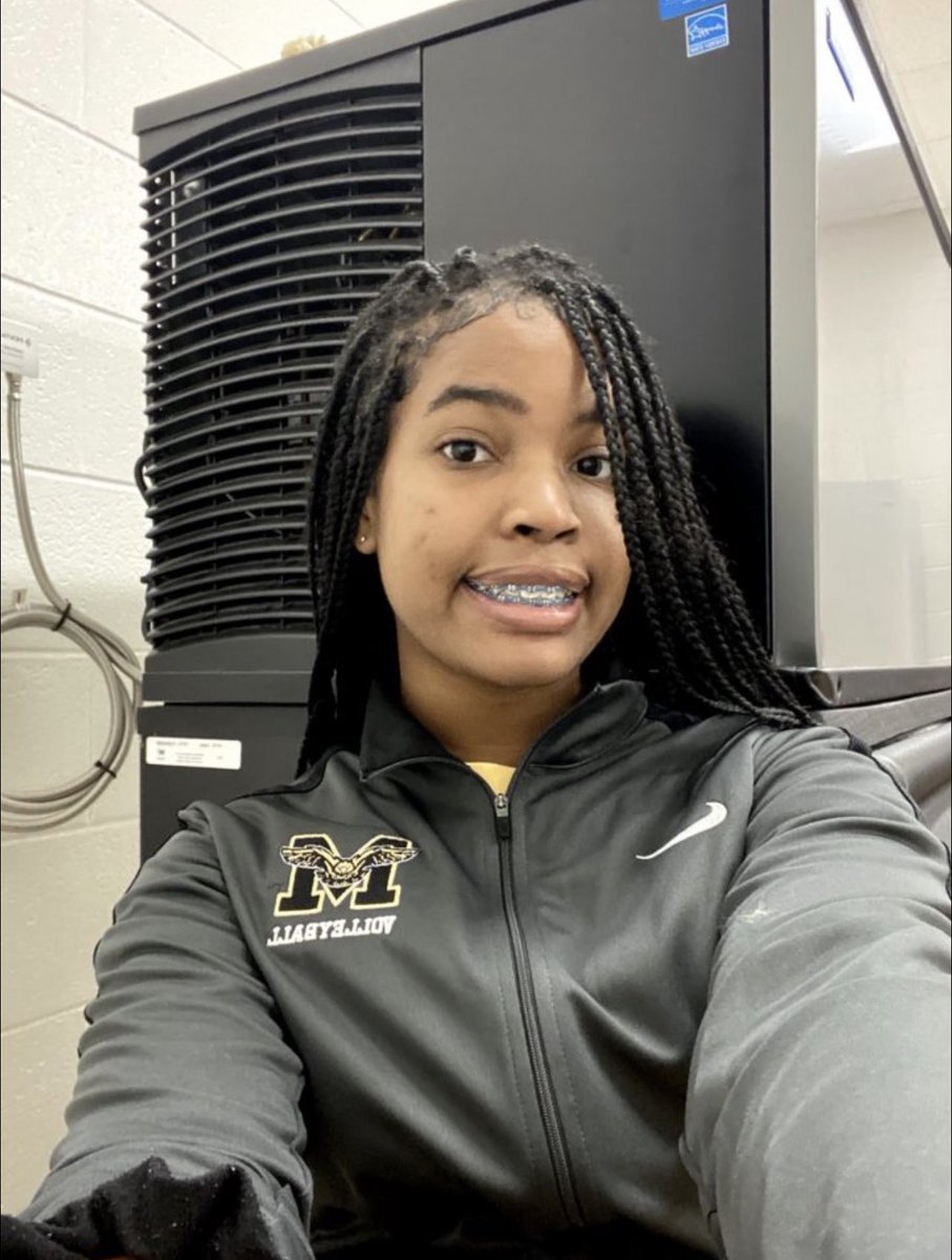 McDonough High School Volleyball tweet media