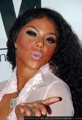 😡 I be big mad that my blush never shows in my pics so if you see me outside like this just leave me<a href="/tag/popeyes"class="tags"><span>#popeyes</span></a><a href="/tag/popeyeschickensandwich"class="tags"><span>#popeyeschickensandwich</span></a><a href="/tag/dmxchalleng"class="tags"><span>#dmxchalleng</span></a>