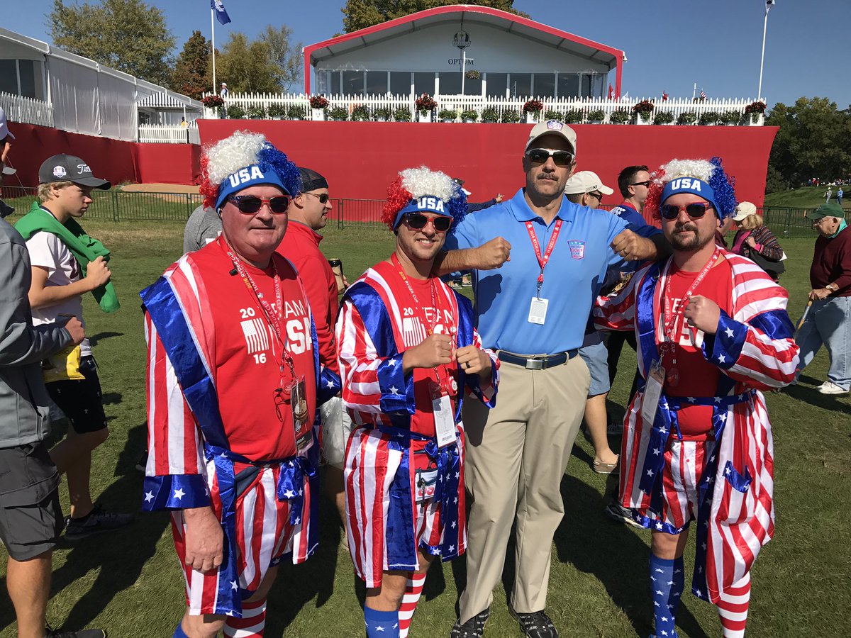 Ok kids, you get to be @RyderCupUSA Captain. 

Half of your team is set:

Morikawa
DJ
Bryson
JT
Cantlay
*Koepka (injured?)

Now, announce your 6 picks: https://t.co/lCYvb7Jzaj