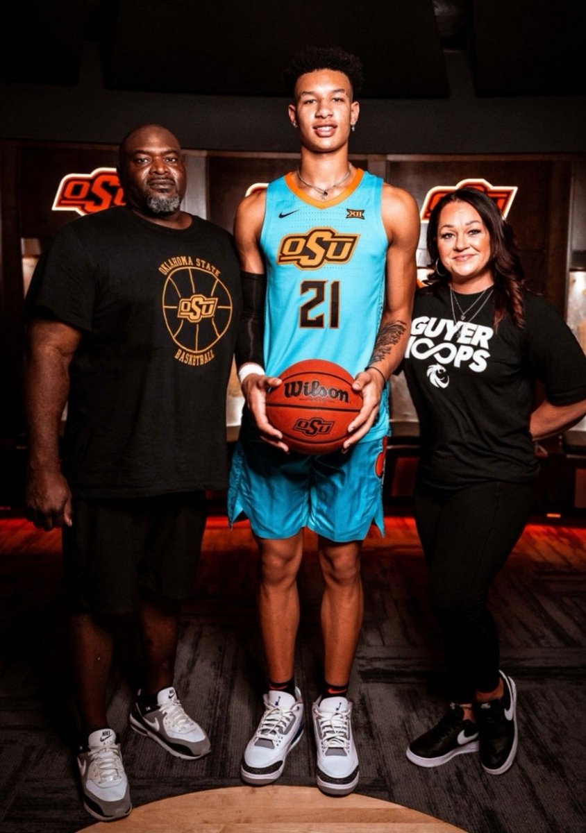 KyeRon (@kyeronlindsay21) on Twitter photo My Family and I would like to thank Coach Mike Boynton, the OSU Staff and Family for a great visit the weekend. #gopokes
@osumbb
<a href="/thacoachmike/">Mike Boynton</a>
<a href="/GuyerBasketball/">Wildcat Basketball</a>
<a href="/ProSkillsEYBL/">ProSkills Basketball</a> My Family and I would like to thank Coach Mike Boynton, the OSU Staff and Family for a great visit the weekend. #gopokes
@osumbb
<a href="/thacoachmike/">Mike Boynton</a>
<a href="/GuyerBasketball/">Wildcat Basketball</a>
<a href="/ProSkillsEYBL/">ProSkills Basketball</a>
