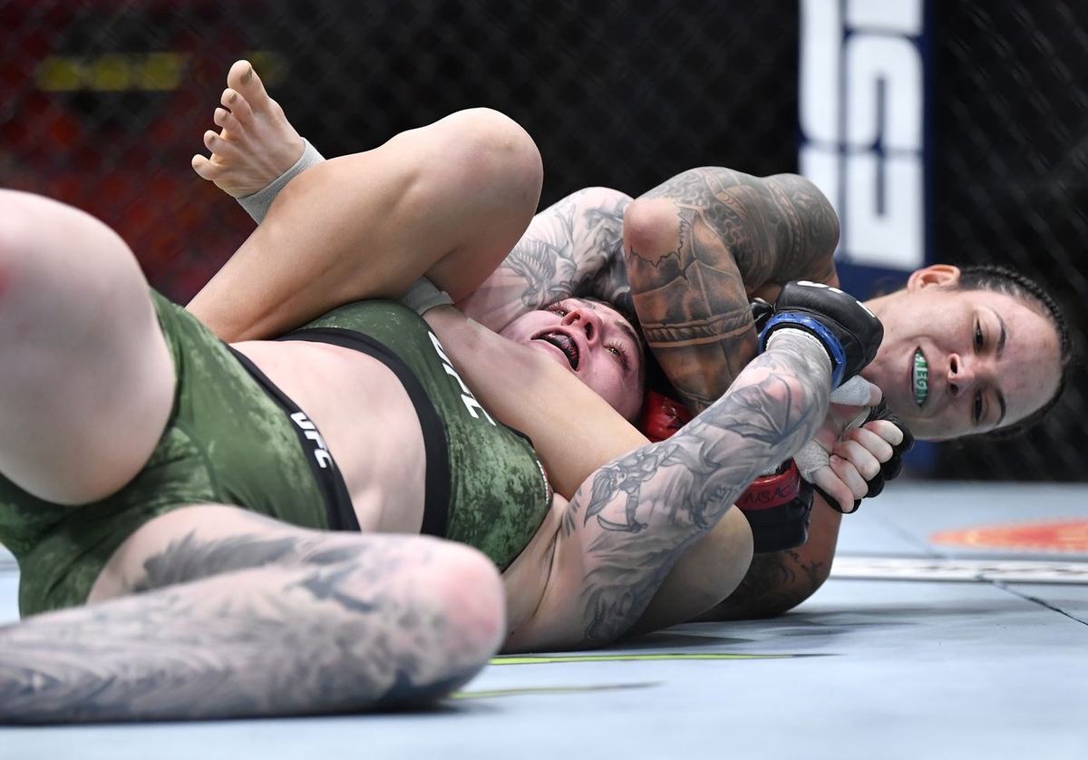 video review : Amanda Nunes versus Megan Anderson at UFC 259 ... https://t.co/LcX2108rPu https://t.co/Rhk8nQ7P1L