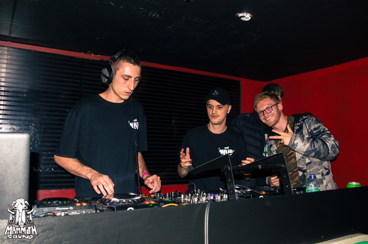 Little rundown of the August bank holiday takeover businezz w/ Mammoth Soundsystem 🔥 #dnb #drumandbass #jungle #taunton thewubmag.com/wub-takeover-x…