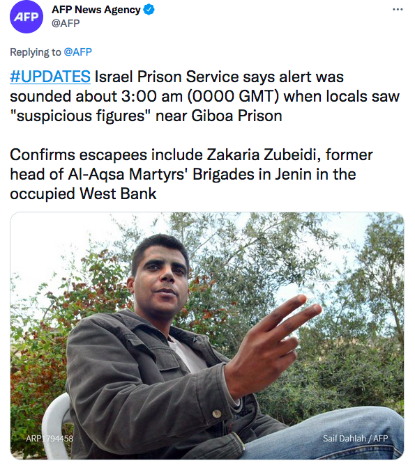 AsaWinstanley's tweet photo. One of the six Palestinian escapees is reported to be former al-Aqsa Bridages (Fateh) fighter Zakaria Zubeidi.

You may remember him from the film "Arna's Children" about the Freedom Theatre in Jenin. https://t.co/CQtnHIr4C0