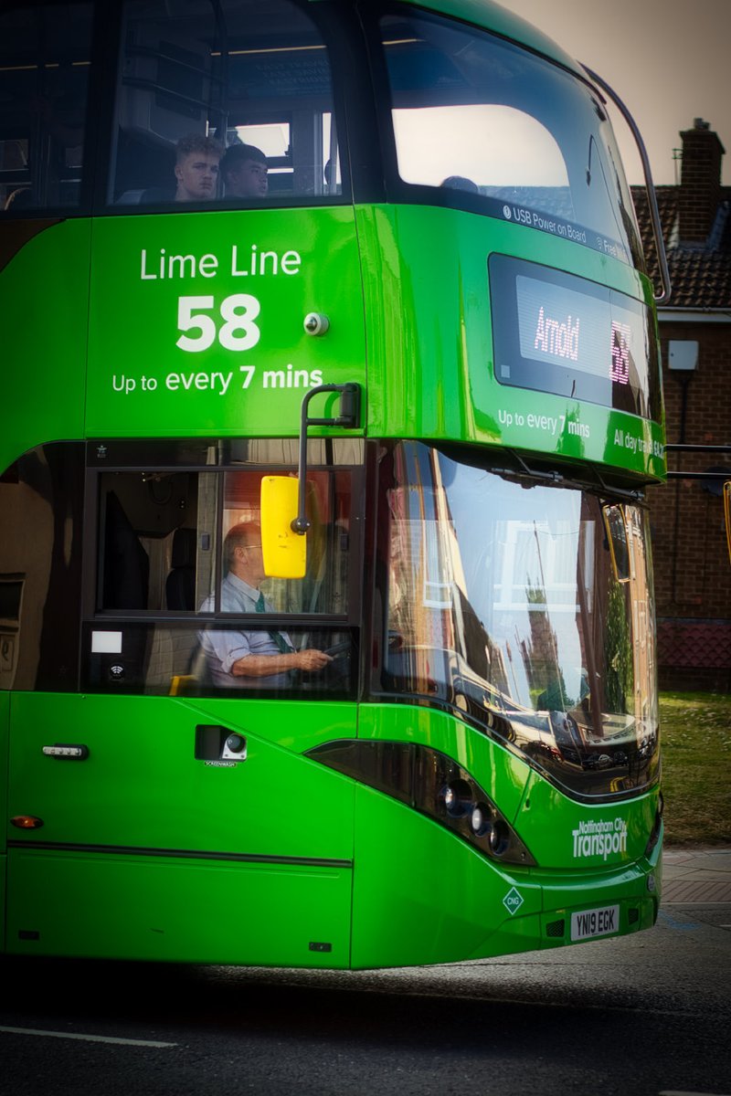 AlexCam33324102's tweet photo. 58 bus https://t.co/zGXoXRrRQ1