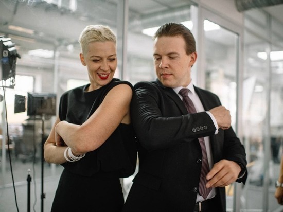 HannaLiubakova's tweet photo. Both are brilliant professionals - Maria is a musician, Max is a lawyer.Both believe in democracy &amp; the rule of law and want change in #Belarus. By sentencing them,the regime shows its weakness and fear.If not stopped,#Lukashenko will jail more people.He will escalate repressions https://t.co/AjjxIMVI4g