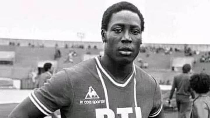 BREAKING: Jean-Pierre Adams, the African-born footballer who had been in a coma since 1982 after a knee surgery went wrong, has died. #SLInt MORE: bit.ly/3DRkTFO