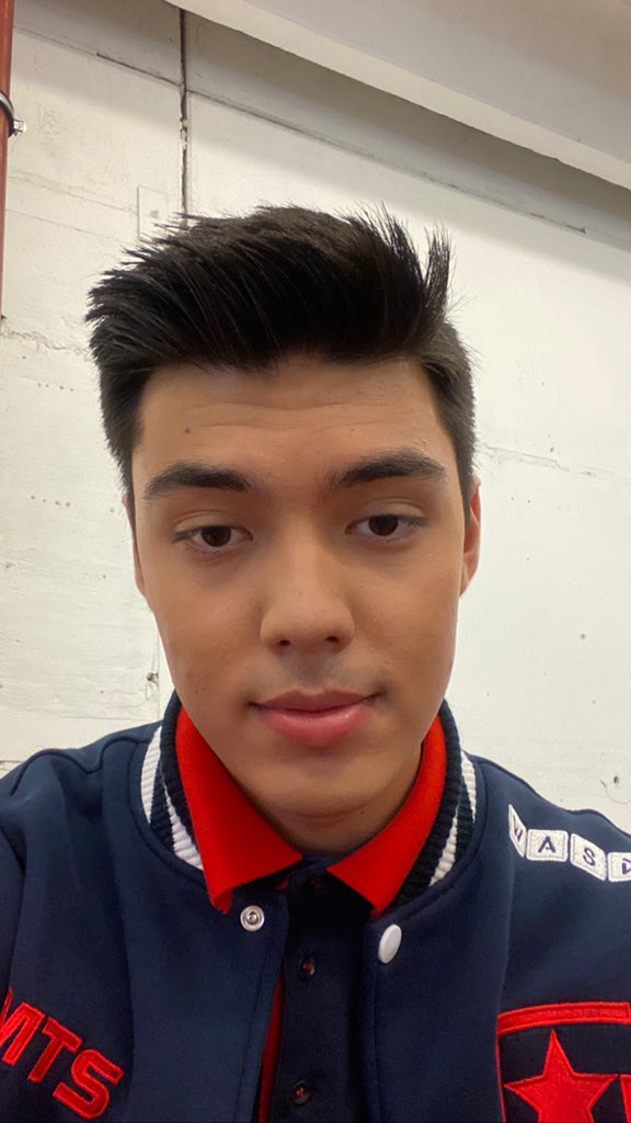nAts__ss's tweet photo. Am i good? 😅 https://t.co/8fQfyyoJRB
