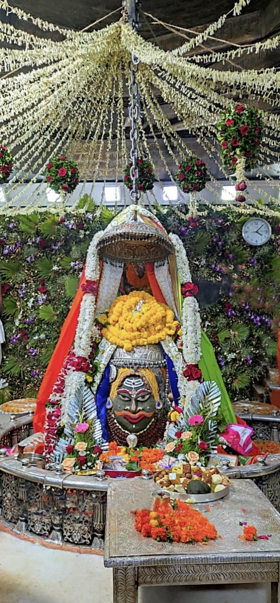 ravipatel72224's tweet photo. @nilotpalm6 Keymaker Mystery In SSR Case
Har Har Mahadev ๐ ๐๏ธ ๐ฑ
#JusticeForSushantSinghRajput #JusticeForDishaSalian #Justice4JiahKhan #BoycottBollywood #BoycottBellBottom #BoycottSalmanKhan https://t.co/iVj4tQQ6ip