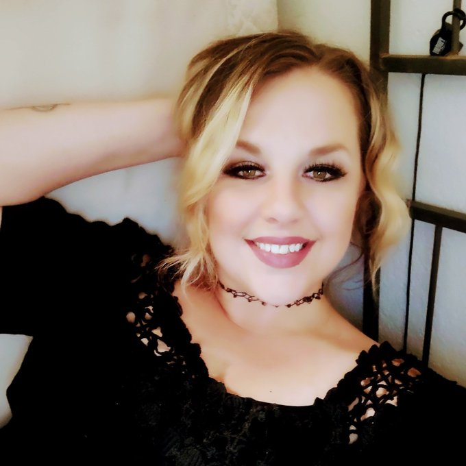 BettyBelieve’s pics and videos