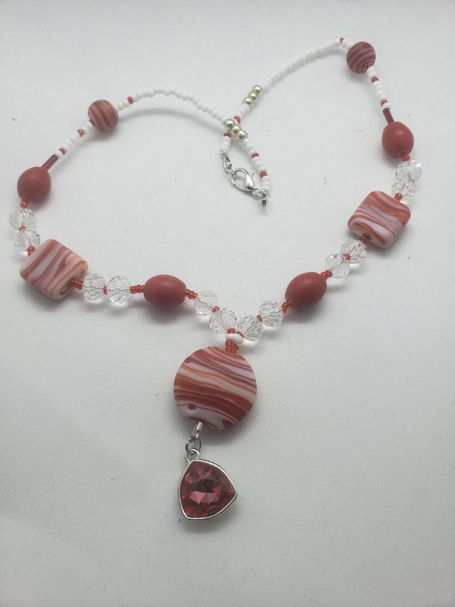 cheyienne13's tweet photo. Which color? #beadjewelry #necklace #crystals https://t.co/4DasWYBF7m