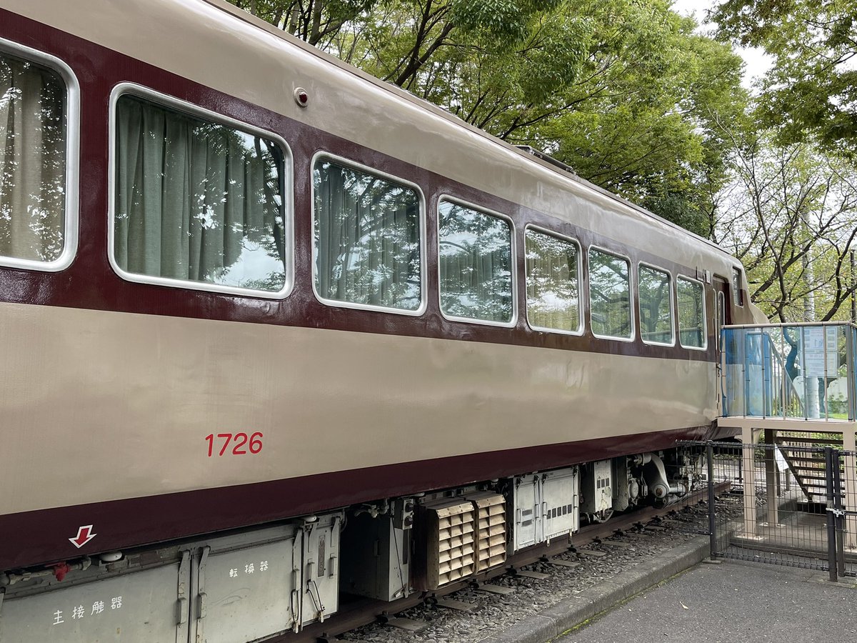Rail_Channel's tweet photo. 廃車になった #208F に台車を提供した1721F (1726号車)。春に化粧直ししてからパンが上がった状態に。ちなみに車番は赤いまま・・・
#1720系 #DRC #208F https://t.co/CuBAUX6apF