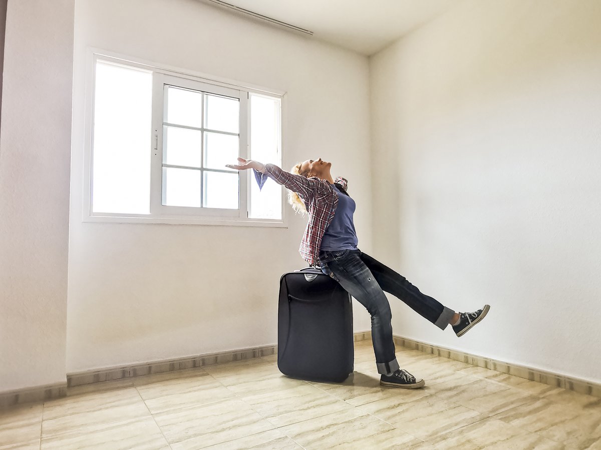 Ready for your next challenge ? At #GenevaRelocation and #EllenBaur we have been relocating talents across the globe since 1981. #relocation #talent