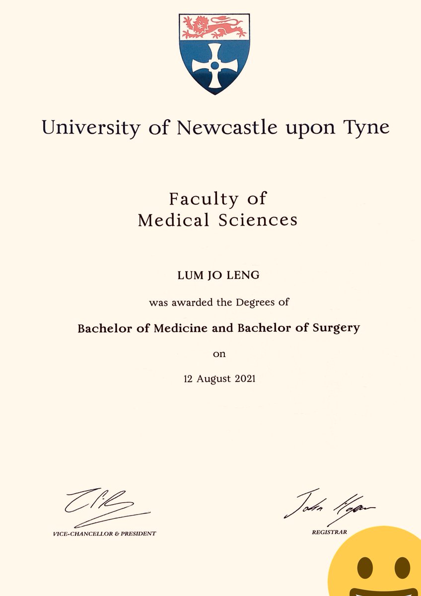 JoLengLum's tweet photo. 5+1 years of hard work all on a piece of paper ✨ it has been one hell of a journey but I’m finally ready to move on so thank you, next 👩‍⚕️ #officiallyadoctor https://t.co/nkjOSmhpMR