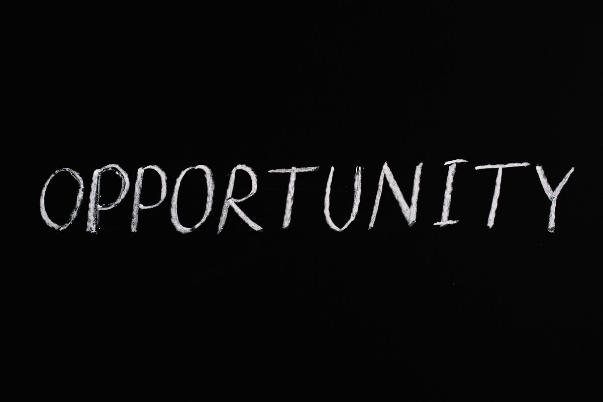 There are some exciting opportunities for senior health and social care leaders to join the SW Clinical Senate Council. Current vacancies are in social care, dentistry, community nursing and specialty medicine. Closing date is 23.09.2021. ow.ly/QuPe50G3GN4